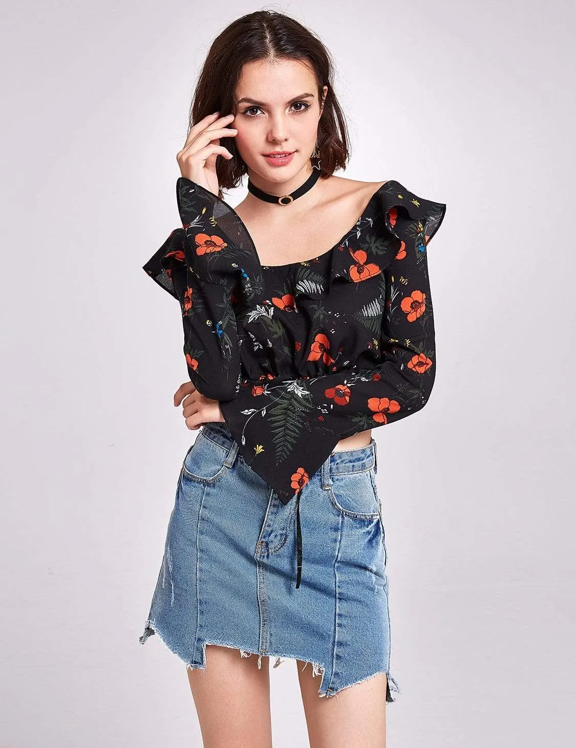 Alisa Pan Long Sleeves Printed Crop Top