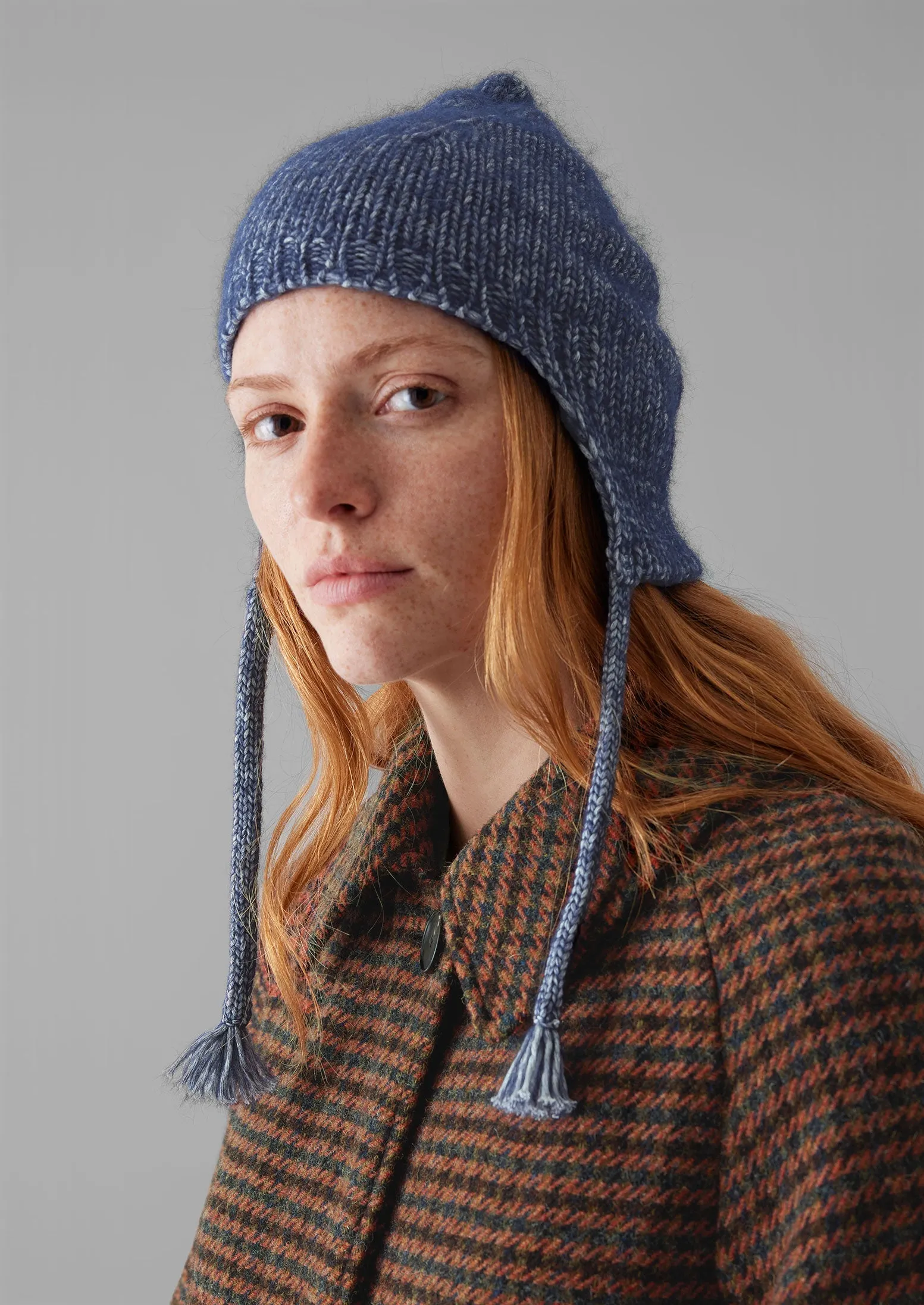 Alpaca Cotton Tassel Knit Hat | Graphite Blue