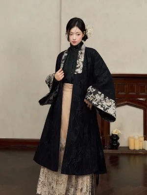 Butterfly Seeking Wind 蝶寻风序 Modernized Ming Duijin Pi Ao Coat & Mamian Skirt Set