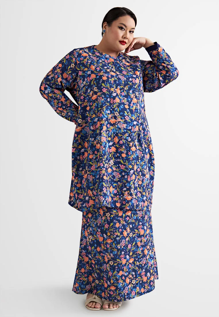 Clementine Melinda Looi Classic Batik Kurung