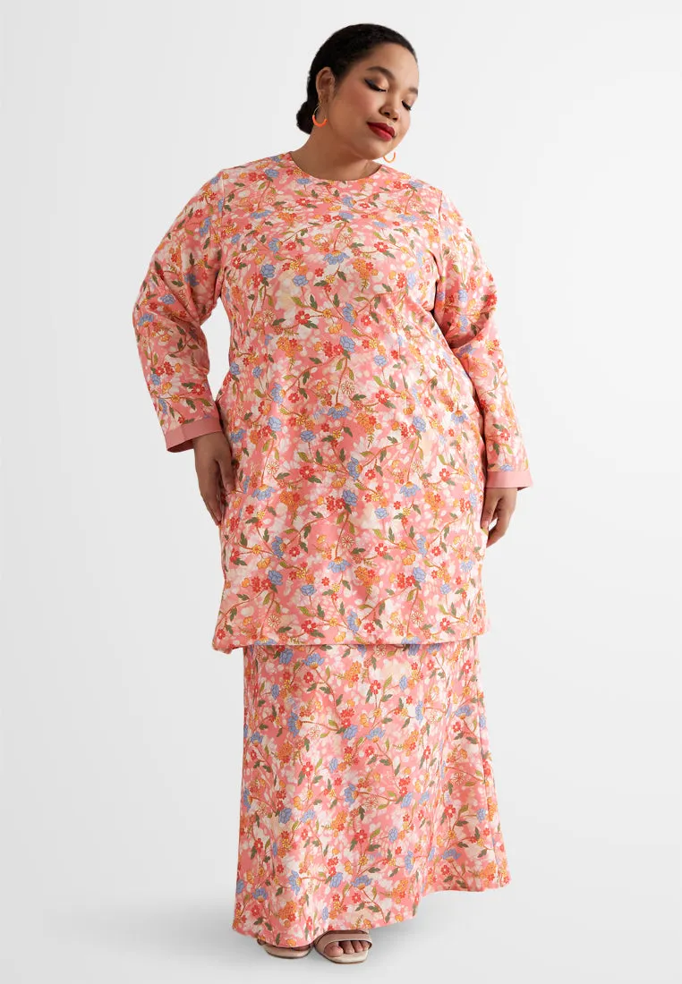 Clementine Melinda Looi Classic Batik Kurung