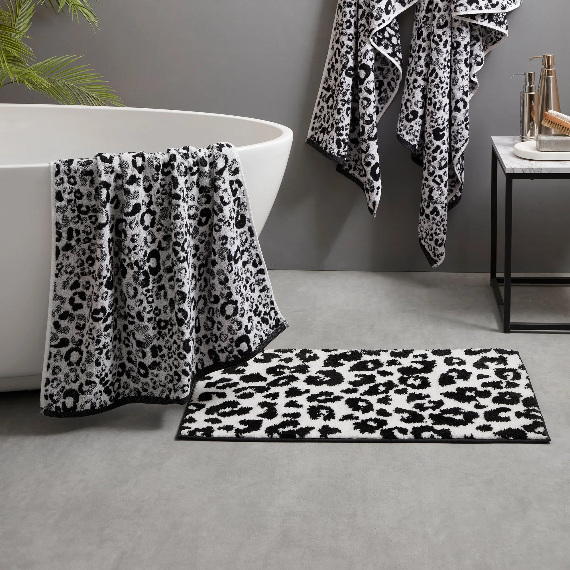 Fusion Animal Bathmat Bath Mat - Black