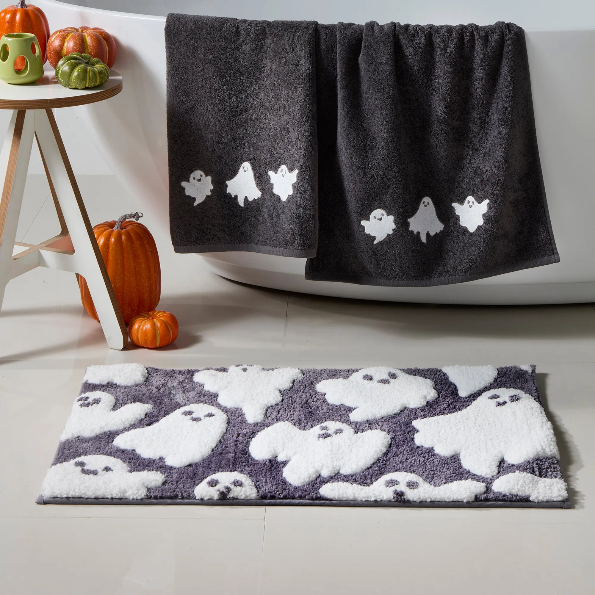 Fusion Spooky Ghosts Bath Mat - Grey