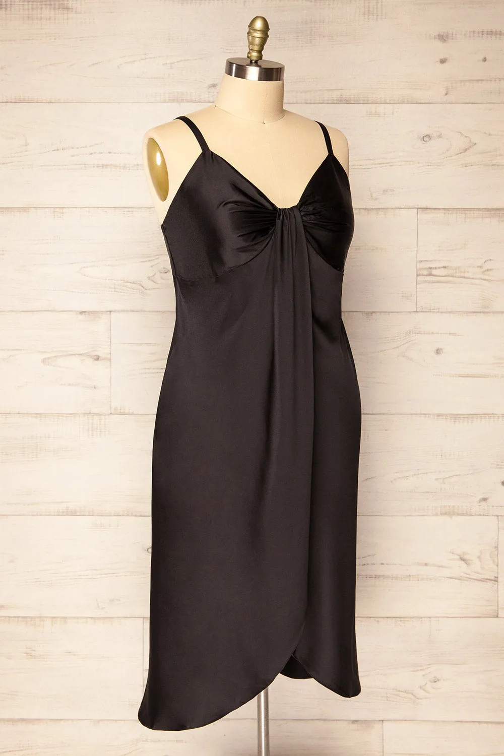 Mikoo Black | Plus Size Midi V-Neck Slip Dress