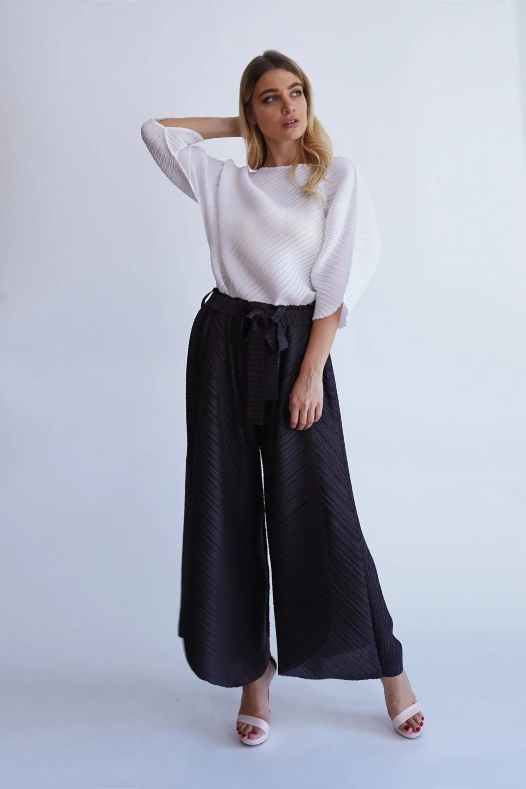 Palmira Double-Layered Genie Pleated Pants