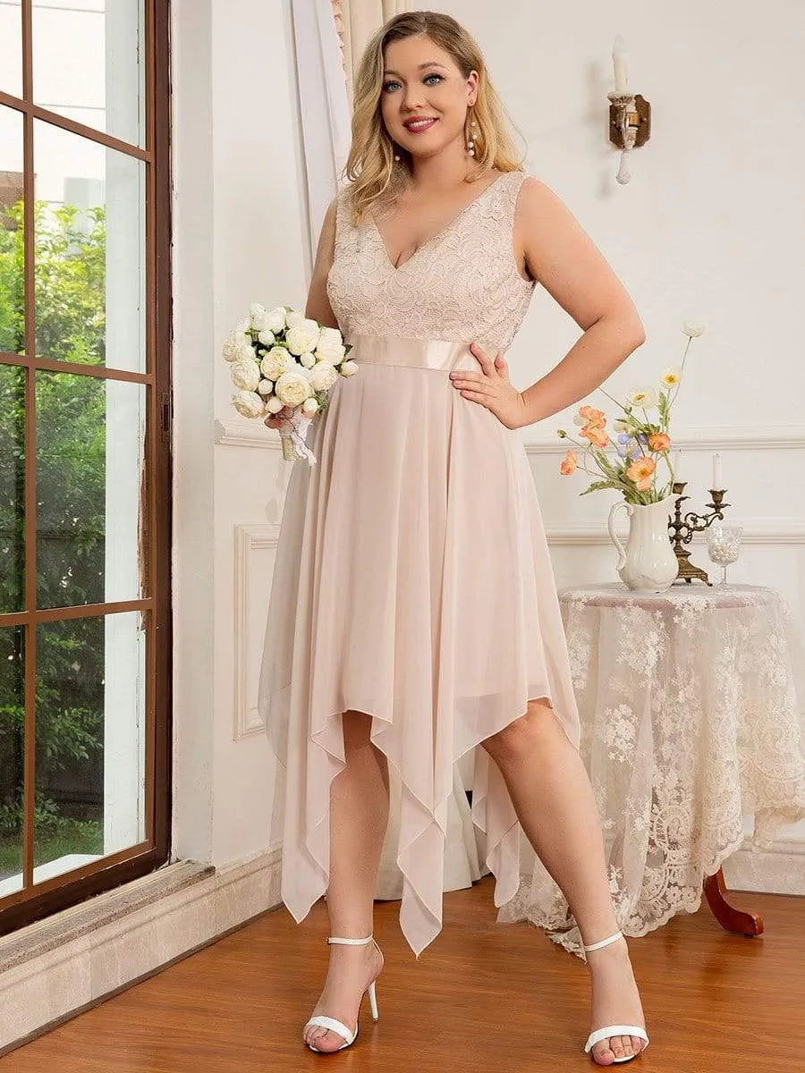 Plus Size Stunning V Neck Lace & Chiffon Prom Dress for Women