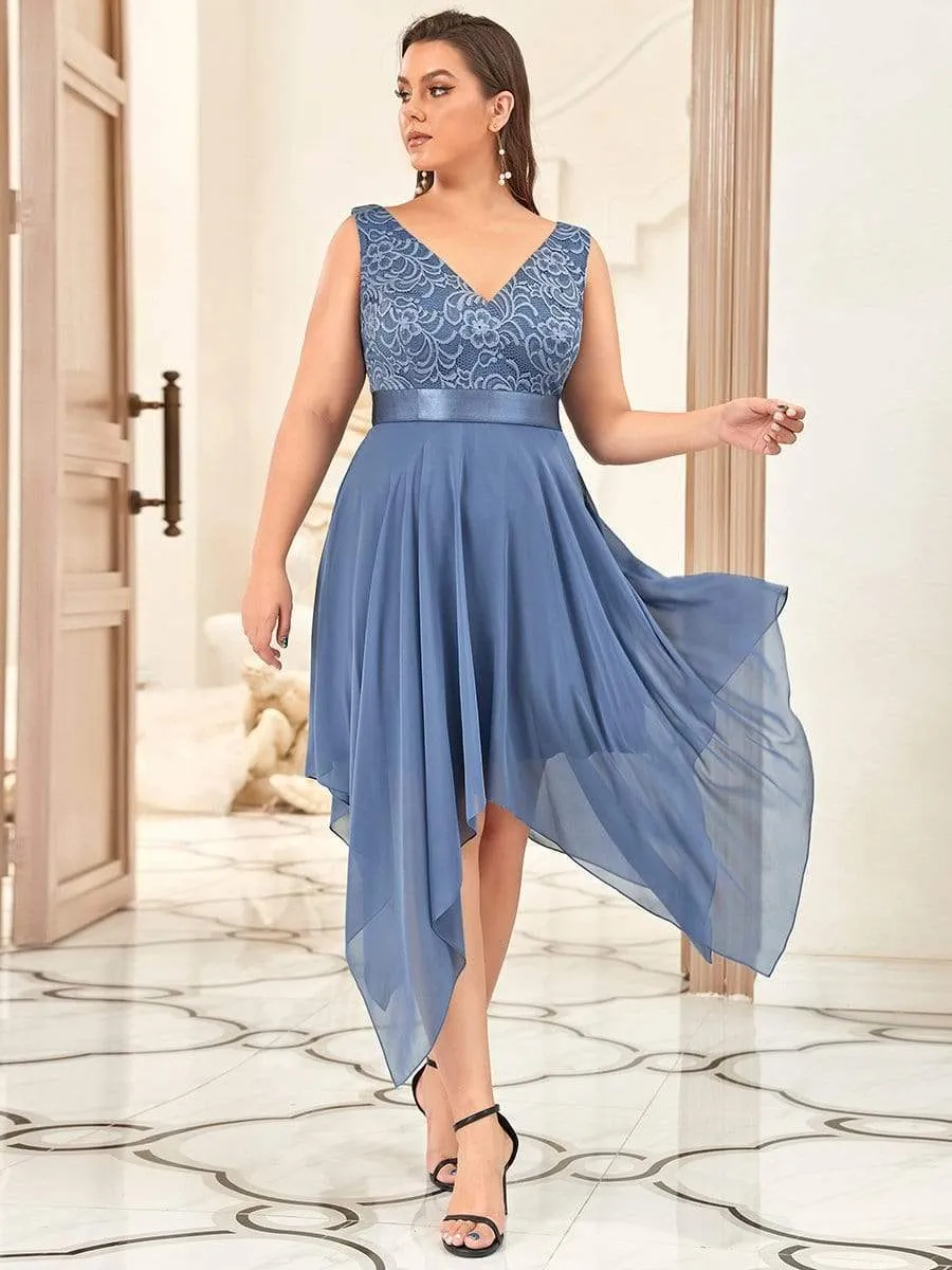 Plus Size Stunning V Neck Lace & Chiffon Prom Dress for Women