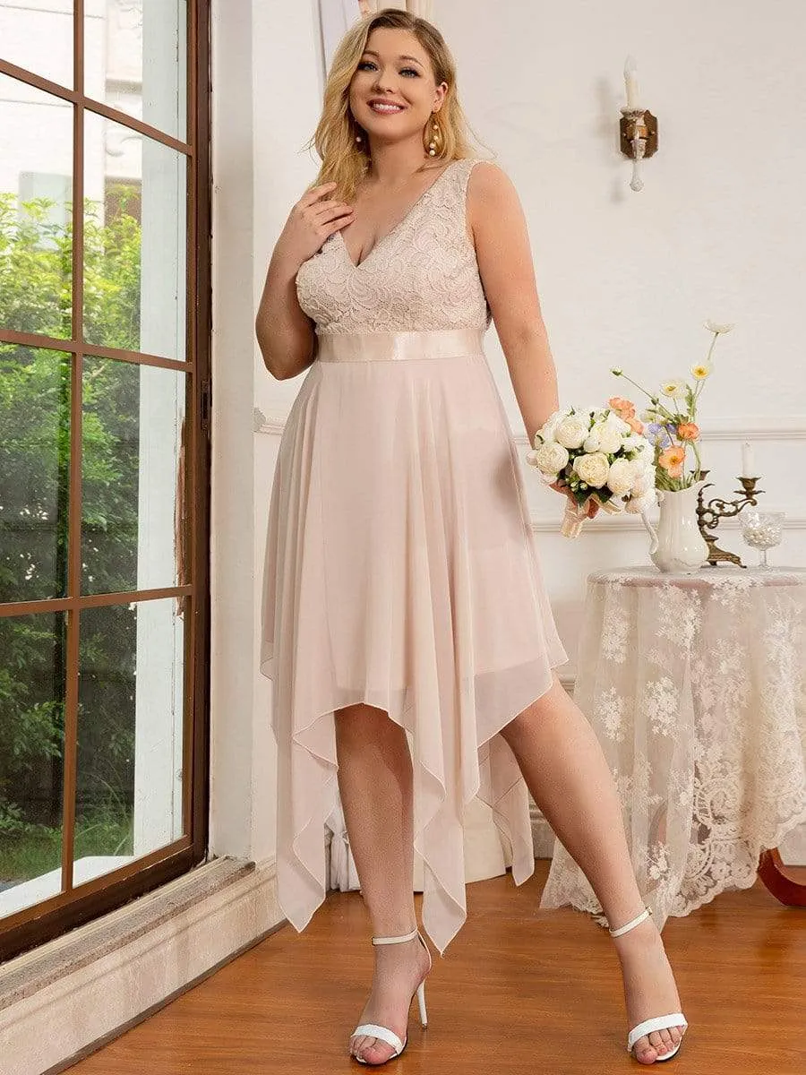 Plus Size Stunning V Neck Lace & Chiffon Prom Dress for Women