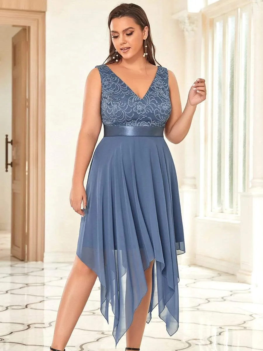 Plus Size Stunning V Neck Lace & Chiffon Prom Dress for Women