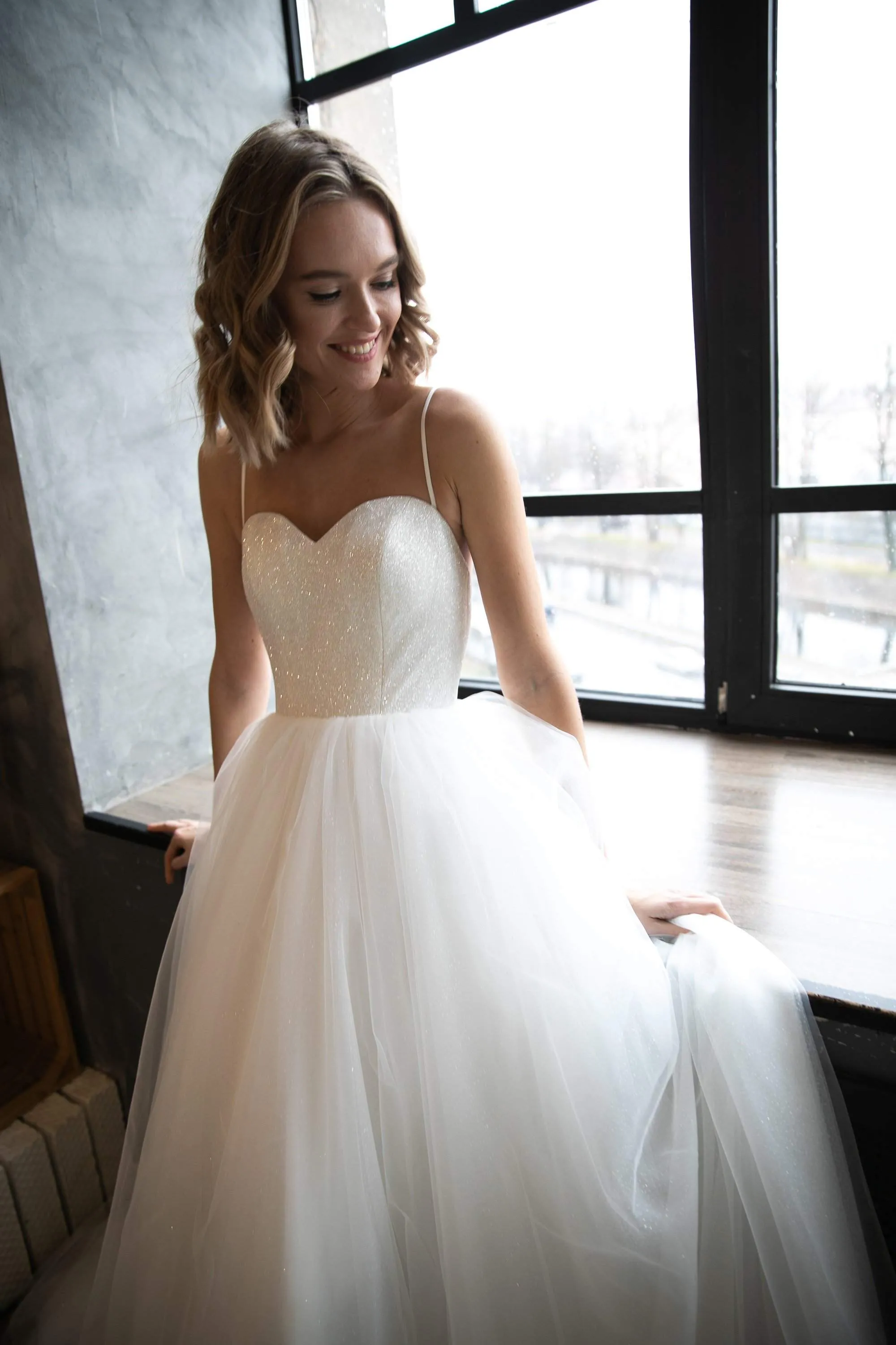 Sweetheart Neckline Wedding Dress Klouzi with spaghetti straps