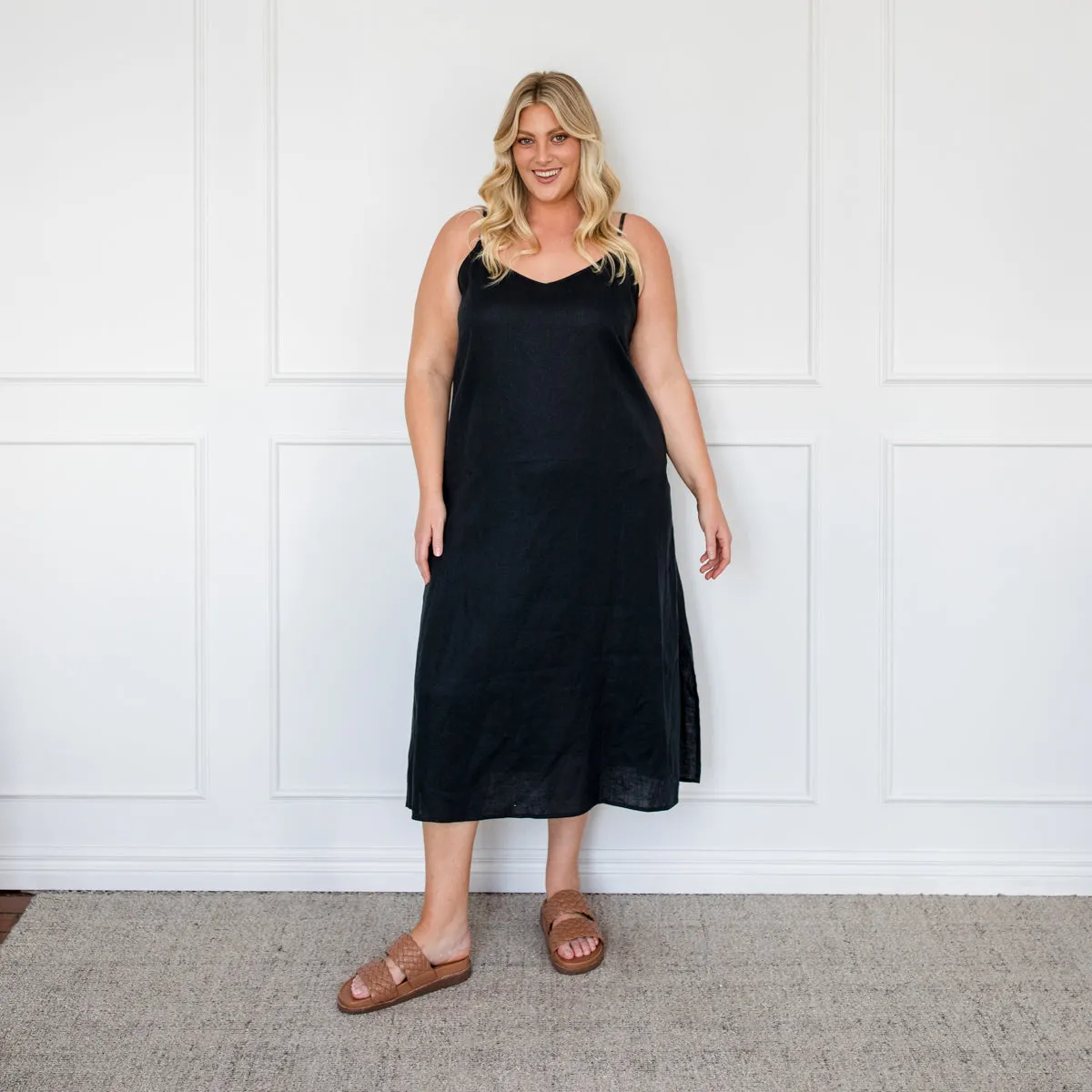 Valyn linen midi slip dress - black