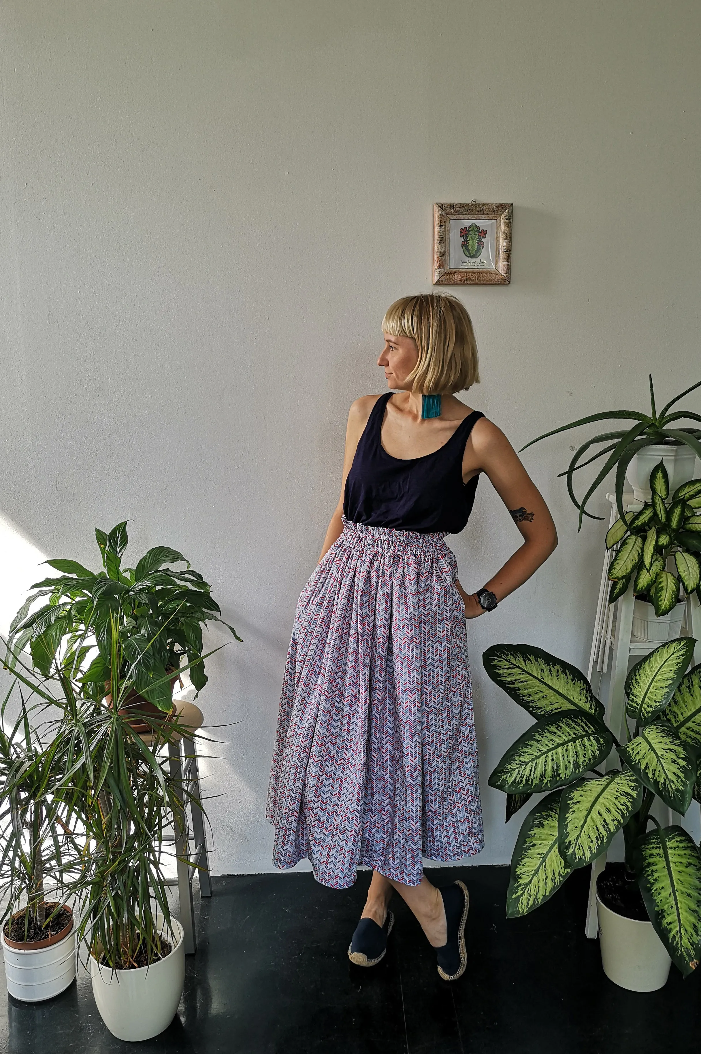 Wonderful, Feminine and Super Versetile Minimalist Lifestyle patterned Midi Cotton Skirt!